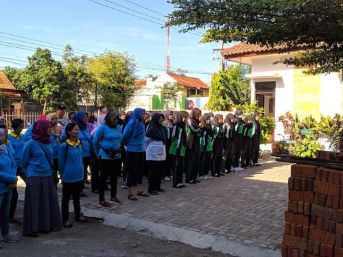 77000863 238169920495376 2094121389471563776 o